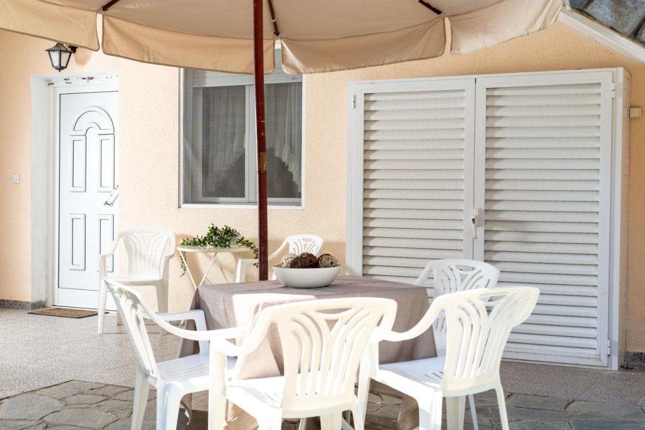 F & B Summer Collection - Paliouri Dış mekan fotoğraf